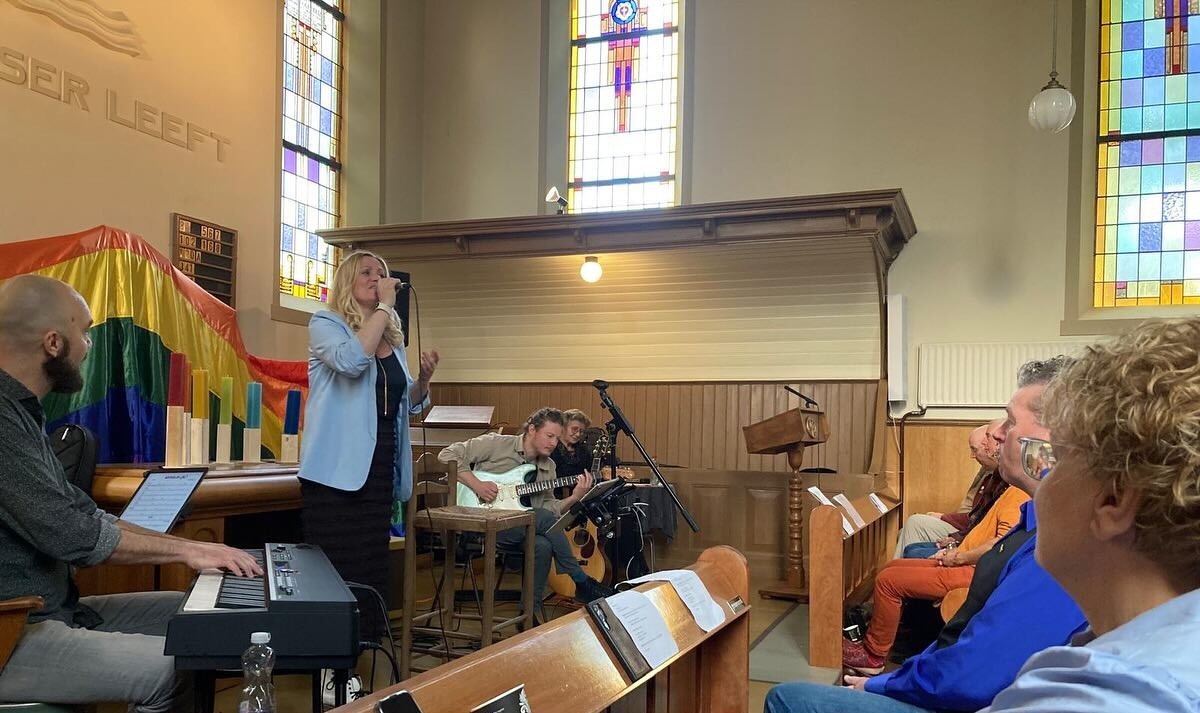 EvK bij Regenboogconcert